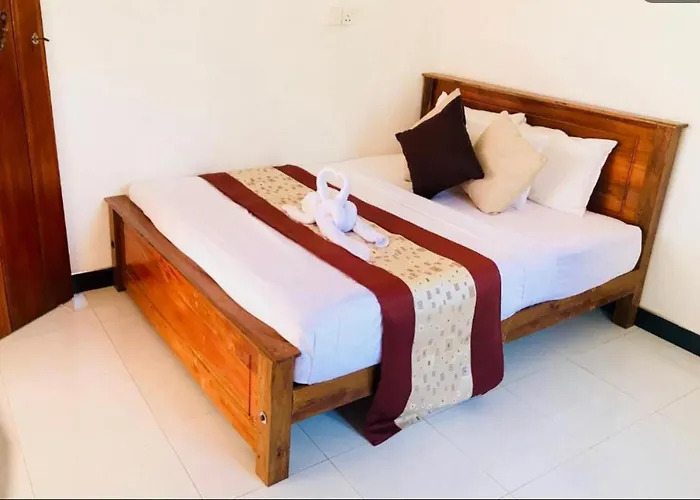 Trinco Relax Hut