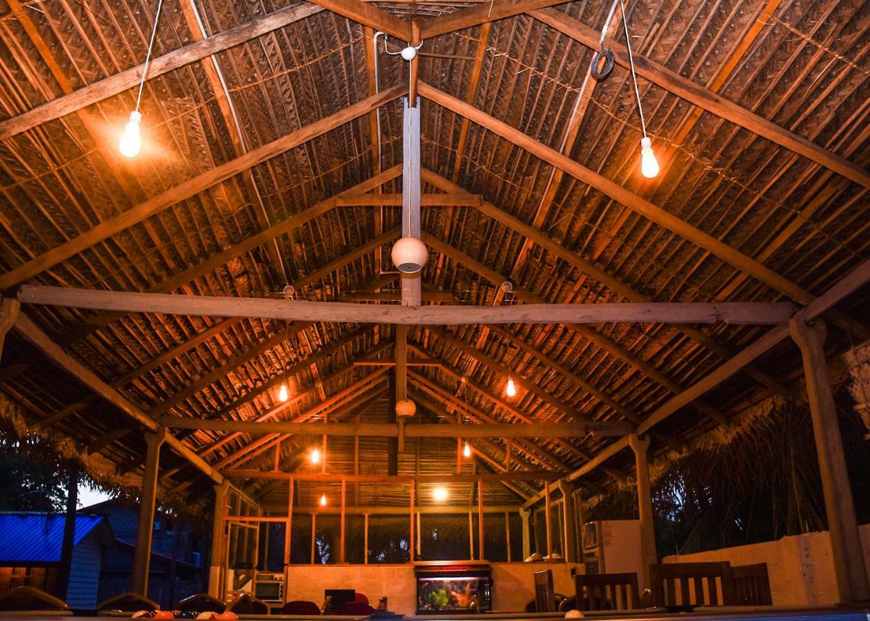 Trinco Relax Hut *