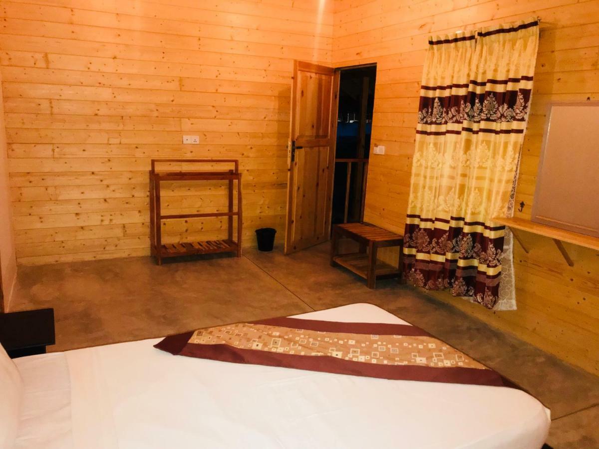 Trinco Relax Hut Trincomalee
